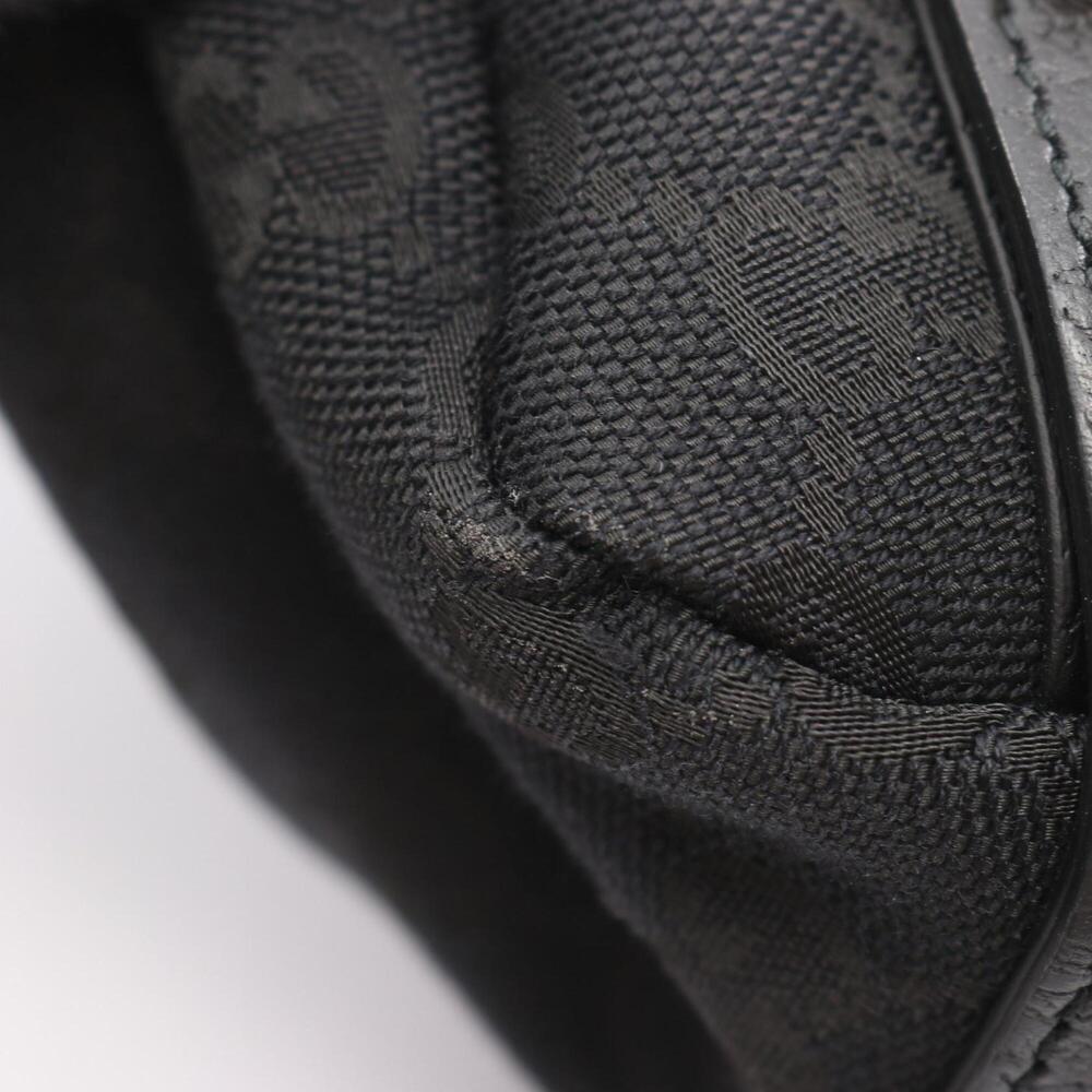 GUCCI Authentic Black Leather Shoulder Bag - Picture 6 of 8